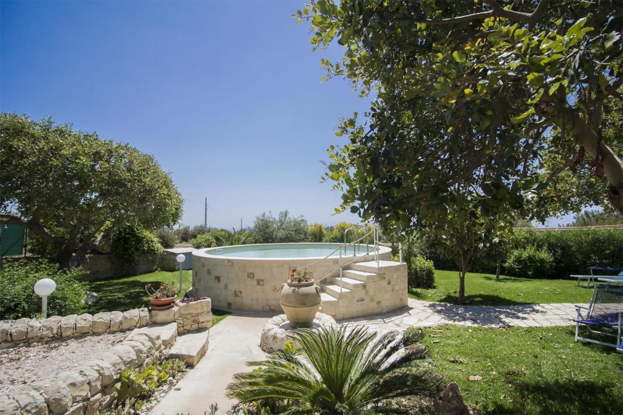 Alla Corte Di Nonna Maria Villa Pozzallo Exterior foto