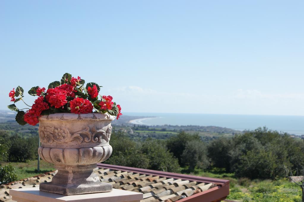 Alla Corte Di Nonna Maria Villa Pozzallo Exterior foto